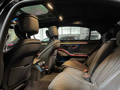 Certified 2023 Mercedes-Benz S 580 4MATIC Sedan image 19