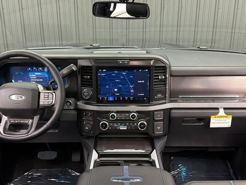 Used 2026 Ford F450 Platinum w/ FX4 Off-Road Package AWD/4WD image 44