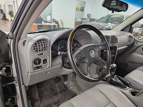 Used 2005 Buick Rainier CXL w/ Luxury Package AWD/4WD image 7