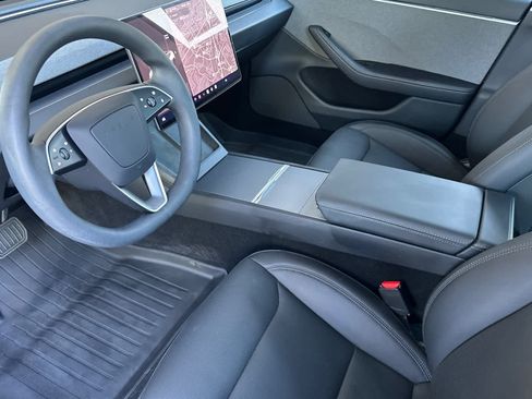Used 2025 Tesla Model 3 RWD image 11