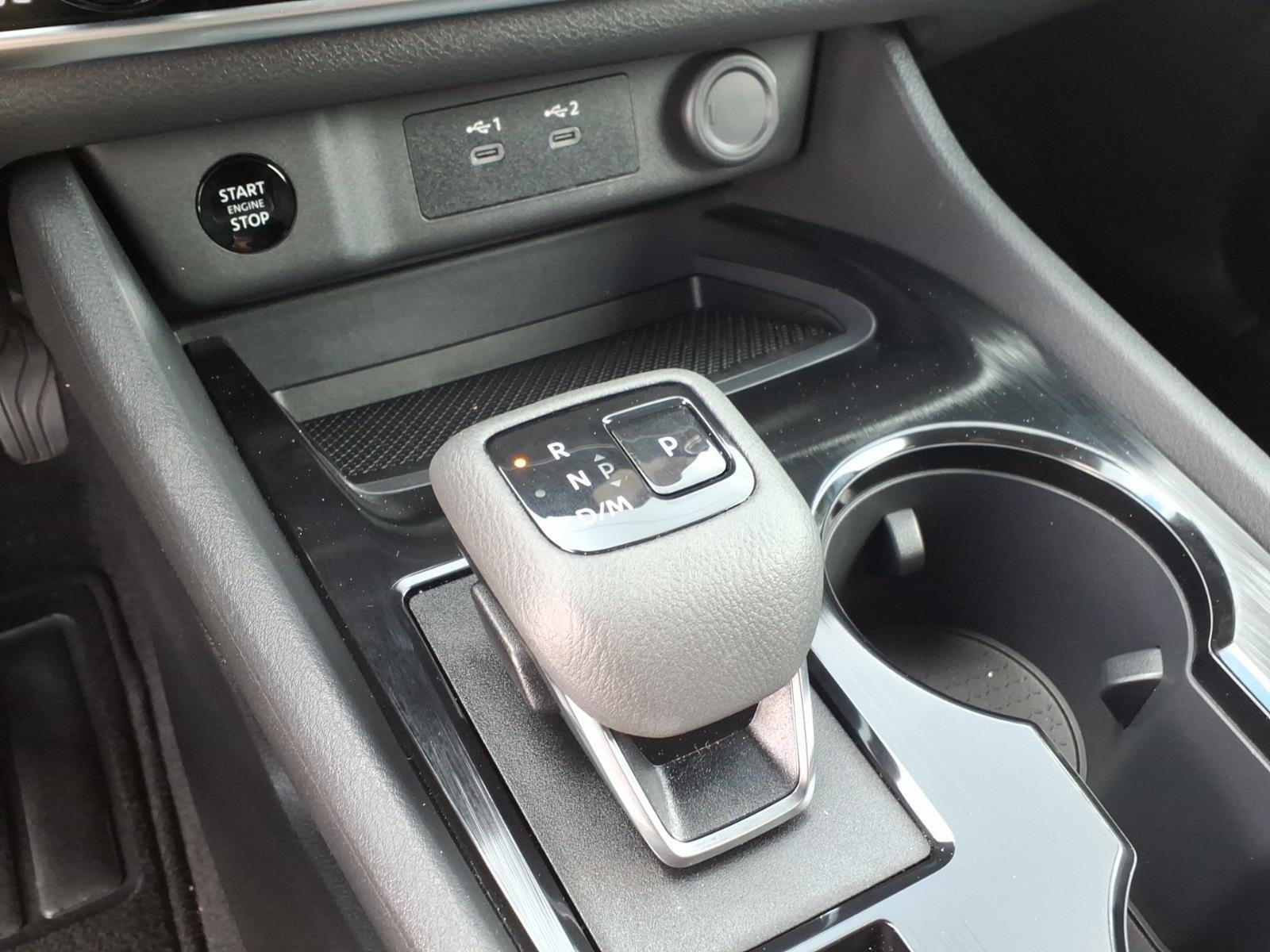Used 2026 Nissan Rogue S AWD/4WD image 17