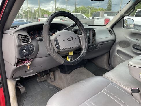 Used 1998 Ford F150 Lariat RWD image 11