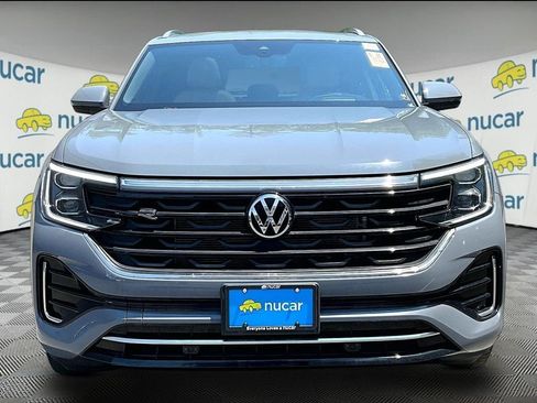 Used 2024 Volkswagen Atlas Cross Sport SEL R-Line AWD/4WD image 2