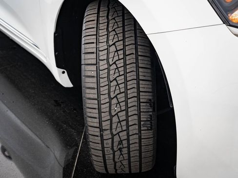 Used 2019 Kia Cadenza Technology image 39