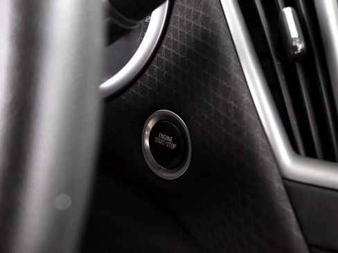 Used 2022 Chevrolet Malibu LT image 33