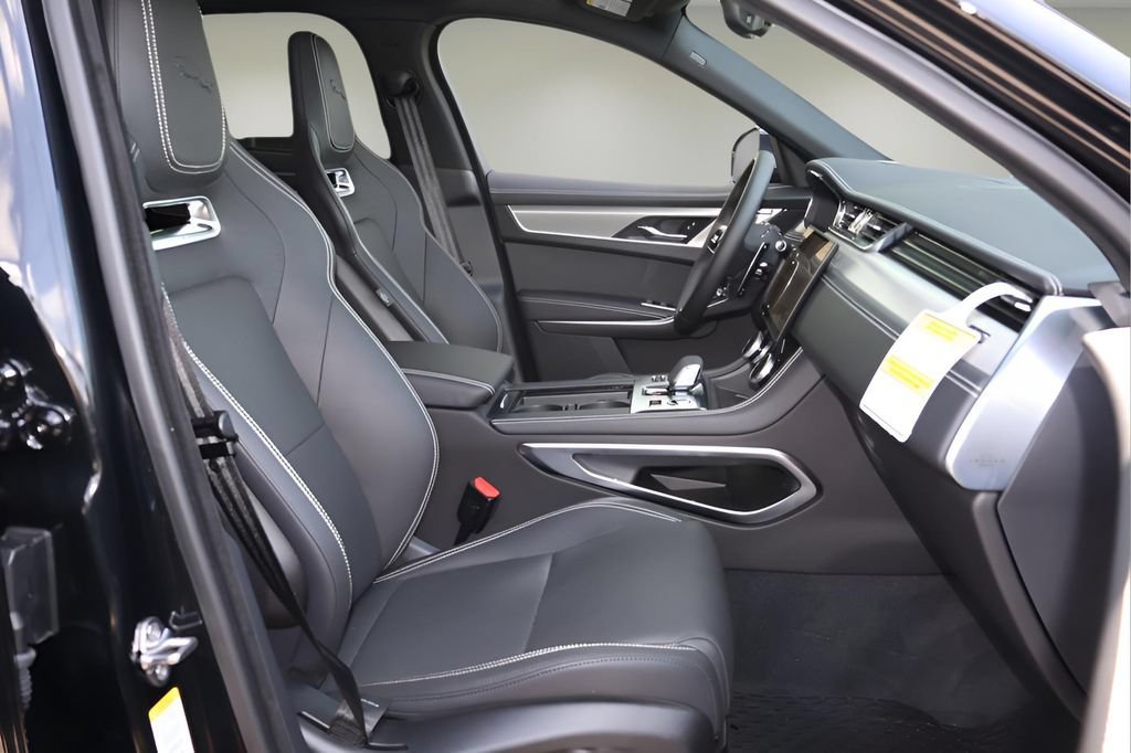 New 2026 Jaguar F-PACE R-Dynamic S AWD/4WD image 17