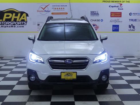 Used 2019 Subaru Outback 2.5i Limited w/ Popular Package #2 image 2