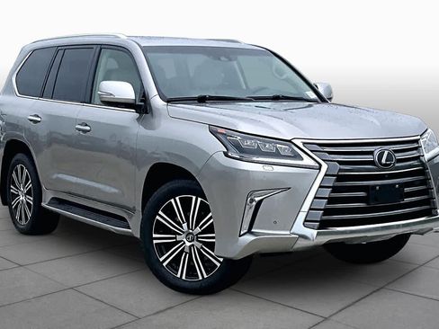Used 2021 Lexus LX 570 4WD w/ Luxury Package image 2