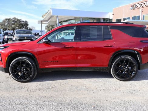 Used 2024 Chevrolet Traverse RS w/ LPO, Floor Liner Package image 2