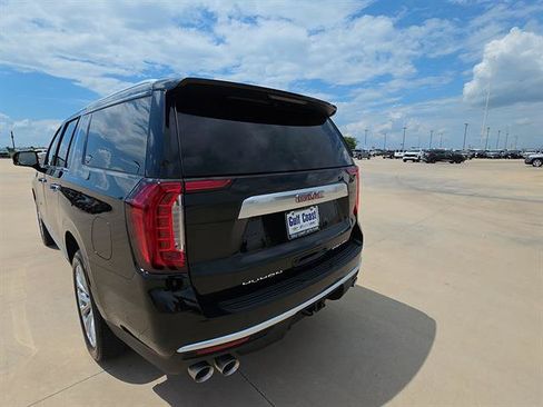 Used 2024 GMC Yukon XL Denali w/ Denali Reserve Package RWD image 8