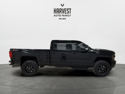 Used 2018 Chevrolet Silverado 2500 LTZ w/ Duramax Plus Package image 8