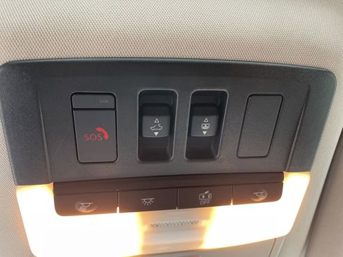 Used 2025 Nissan Pathfinder Platinum w/ Cargo Package image 24