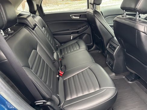 Used 2020 Ford Edge SEL w/ Convenience Package image 12