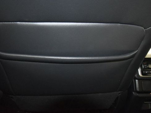 Used 2023 Subaru Ascent Limited w/ Technology Package image 28