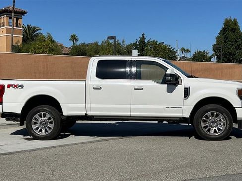 Used 2020 Ford F250 Limited image 3