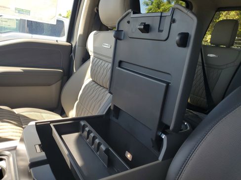 New 2026 Ford F450 Platinum w/ Platinum Plus Package image 23