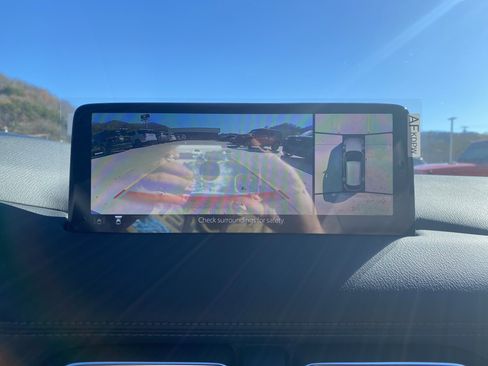 New 2025 MAZDA CX-5 Signature image 8