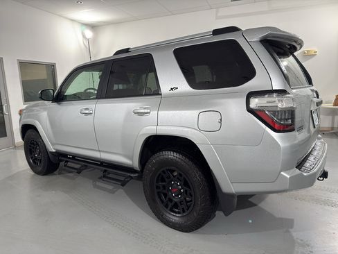 Used 2023 Toyota 4Runner SR5 image 5