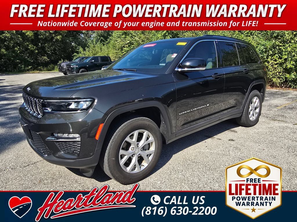 Used 2023 Jeep Grand Cherokee Limited w/ Luxury Tech Group II AWD/4WD image 1