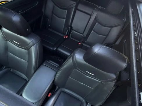 Used 2023 Cadillac XT5 Premium Luxury AWD/4WD image 15