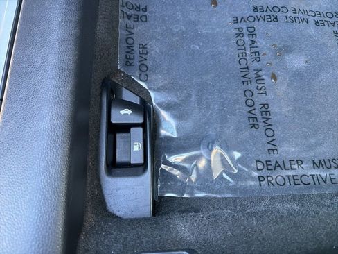 Certified 2023 Toyota Corolla LE image 17