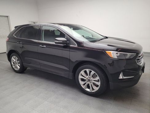 Used 2024 Ford Edge Titanium image 11