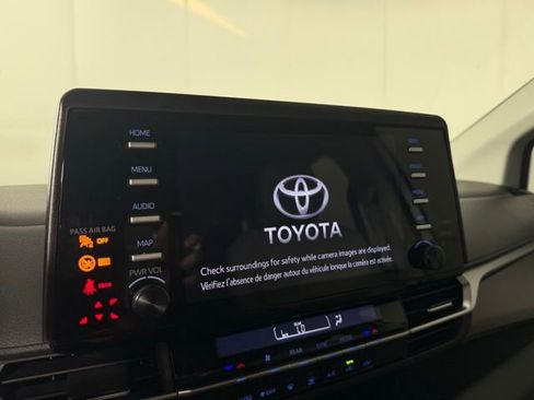 Used 2022 Toyota Sienna LE FWD image 24