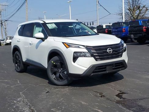 New 2026 Nissan Rogue SV w/ Cold Weather Package AWD/4WD image 12