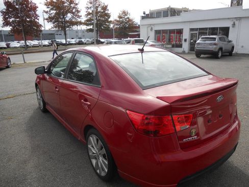 Used 2013 Kia Forte SX image 4