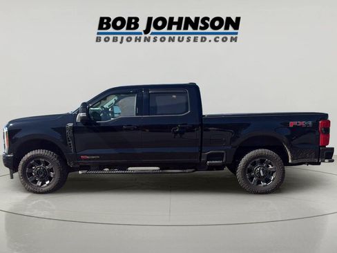 Used 2023 Ford F350 Lariat w/ Lariat Ultimate Package AWD/4WD image 4
