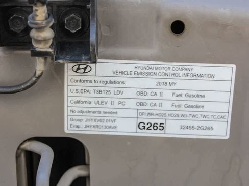 Used 2018 Hyundai Santa Fe Sport image 28