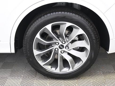 New 2026 Lincoln Aviator AWD w/ Jet Appearance Package image 20