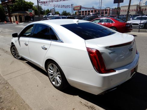 Used 2019 Cadillac XTS Luxury image 7