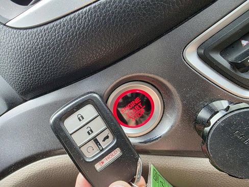 Used 2017 Honda Pilot EX-L image 19