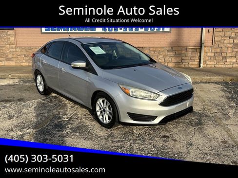 Used 2016 Ford Focus SE image 1