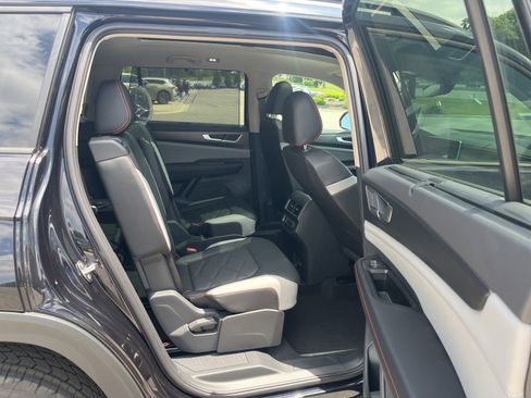 New 2026 Volkswagen Atlas Peak Edition AWD/4WD image 30