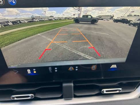 New 2026 Chevrolet Equinox LT w/ Safety and Technology Package AWD/4WD image 24