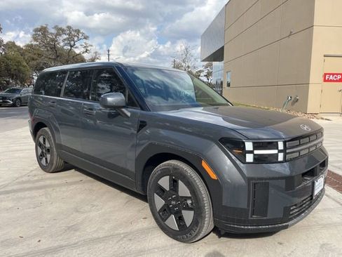 New 2026 Hyundai Santa Fe SE image 5