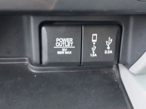 Used 2017 Honda Pilot Elite image 19
