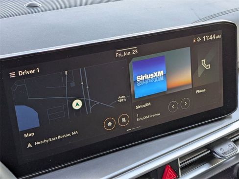 Used 2024 Kia Sorento S image 23