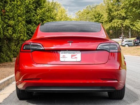 Used 2019 Tesla Model 3 Standard Range RWD image 19