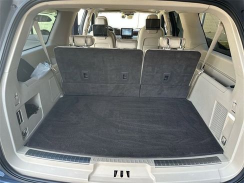 Used 2019 Lincoln Navigator L Reserve w/ Cargo Package image 27