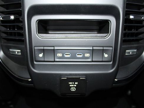New 2026 RAM 1500 Laramie AWD/4WD image 42