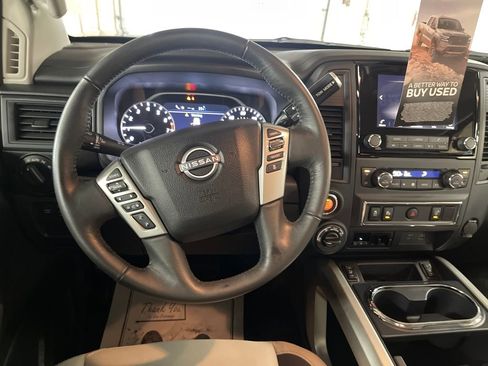 Certified 2024 Nissan Titan SV w/ SV Convenience Package image 17