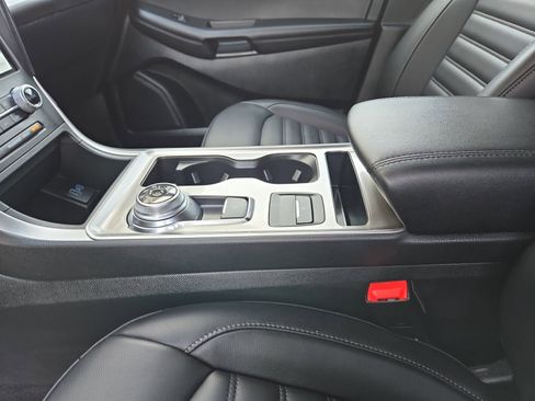 Certified 2024 Ford Edge SEL w/ Convenience Package image 22