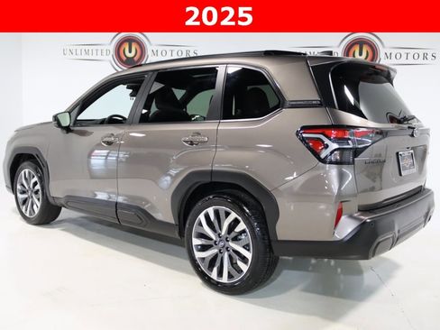Used 2025 Subaru Forester Touring image 3