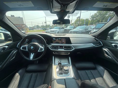 Used 2022 BMW X6 xDrive40i AWD/4WD image 30