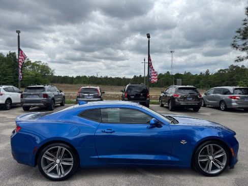 Used 2016 Chevrolet Camaro LT RWD image 10