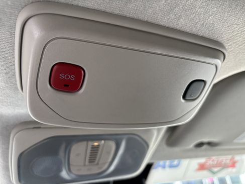 Used 2024 RAM ProMaster 2500 w/ Convenience Group image 18