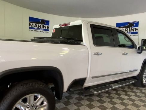 Certified 2024 Chevrolet Silverado 2500 High Country w/ High Country Premium Package AWD/4WD image 2
